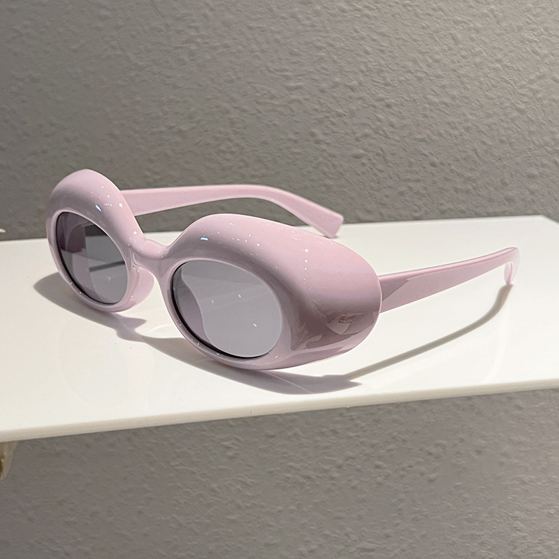 Street Fashion Photography - New High-end Elliptical Oval Sunglasses Women