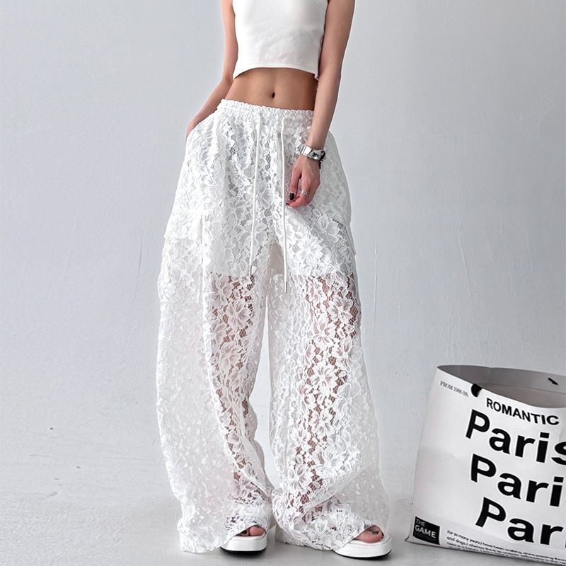 Street Fashion Goth - High Street Fashion Trend Lace Hollow