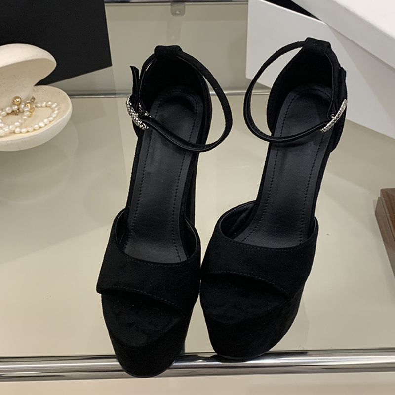 Liyke Model Show Sexy Extreme  - Chunky Sneaker Platform 评论和价格