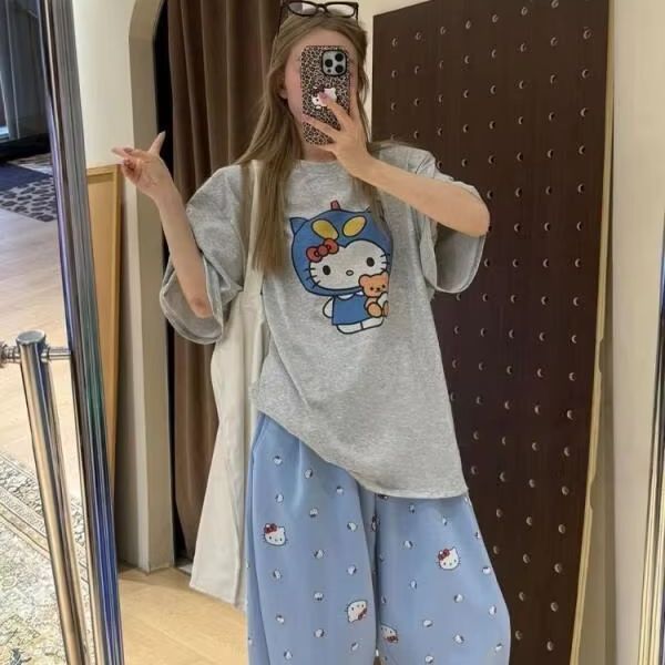 Short Sleeved Hello Kitty Prin - Street Fashion Tshirt 评论和价格