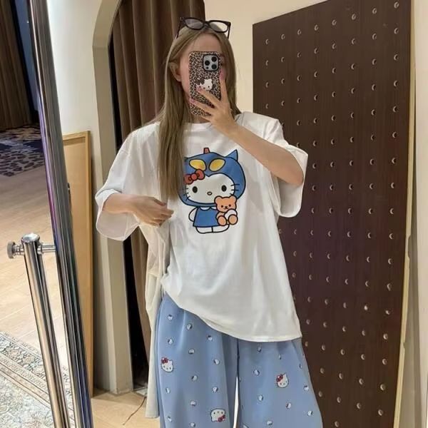 Short Sleeved Hello Kitty Prin - Street Fashion Tshirt 评论和价格